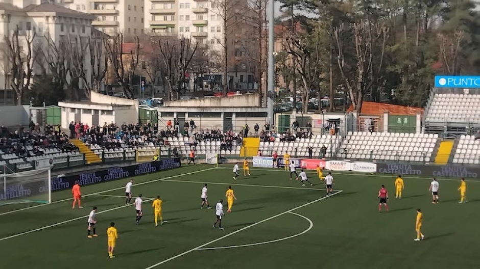 Pro Vercelli sconfitta in casa dal Trento